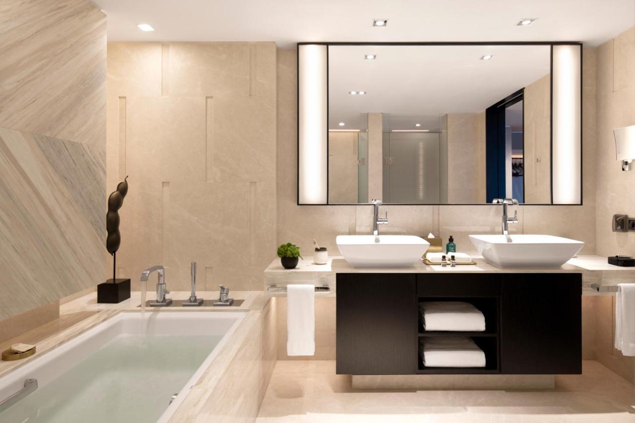 New World Shenyang Hotel ภายนอก รูปภาพ